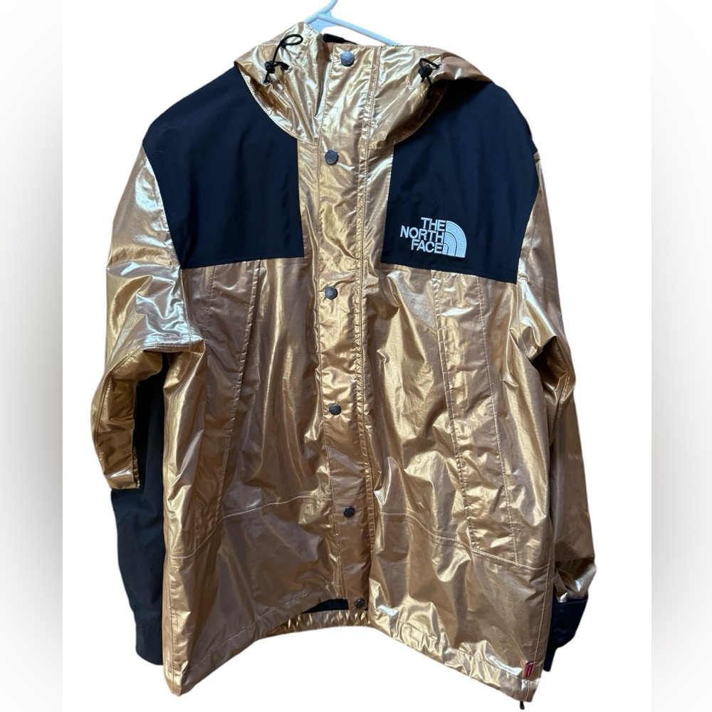 18 Supreme The North Face Liquid Metallic Gold Mountain Parka Jacket M